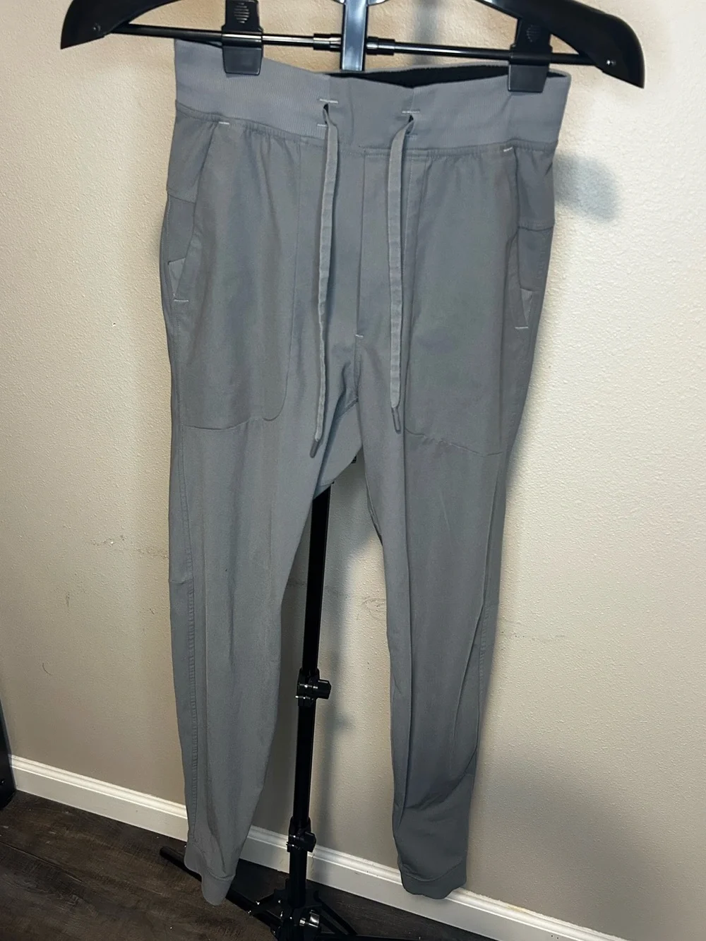 Men's  XS  Lululemon Gray Drawstring Jogger Pants -